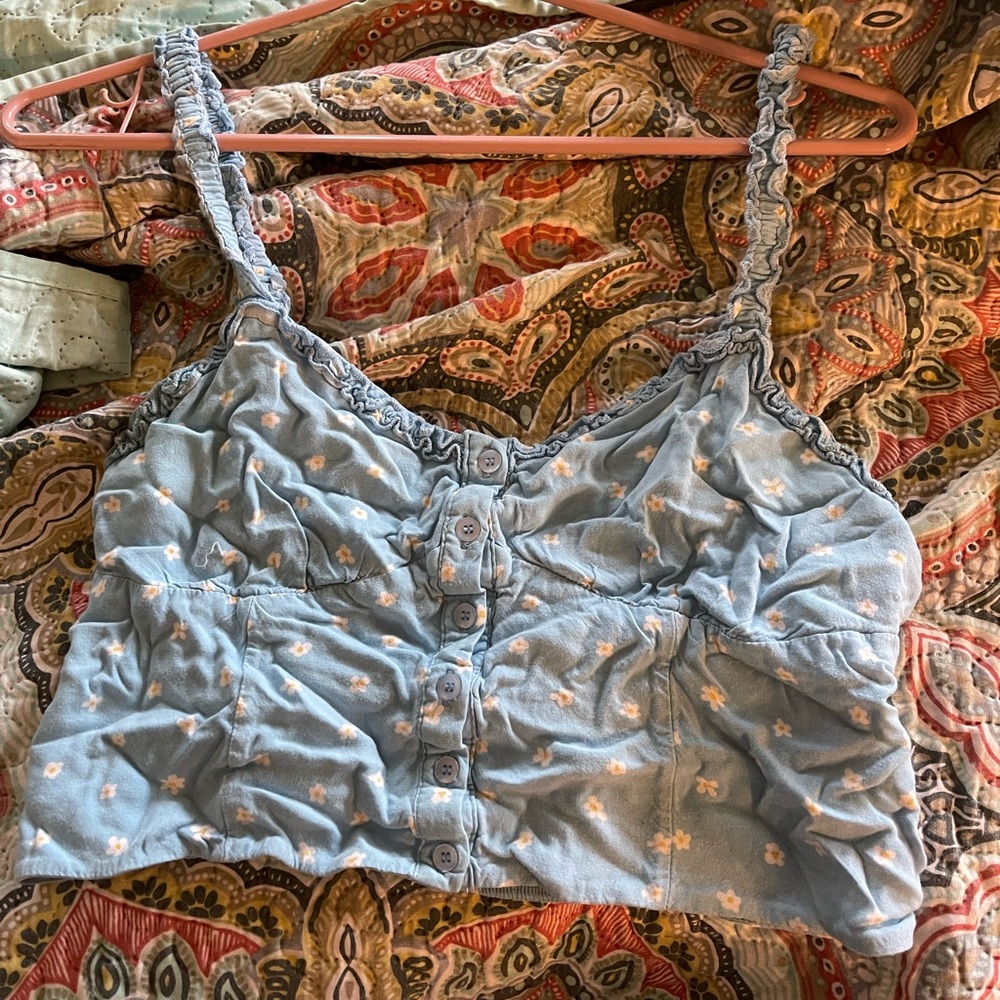 Crop top